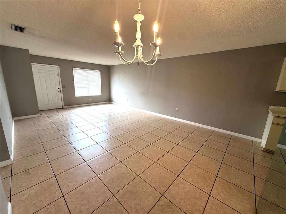 En Venta: $135,000 (2 camas, 2 baños, 1073 Pies cuadrados)