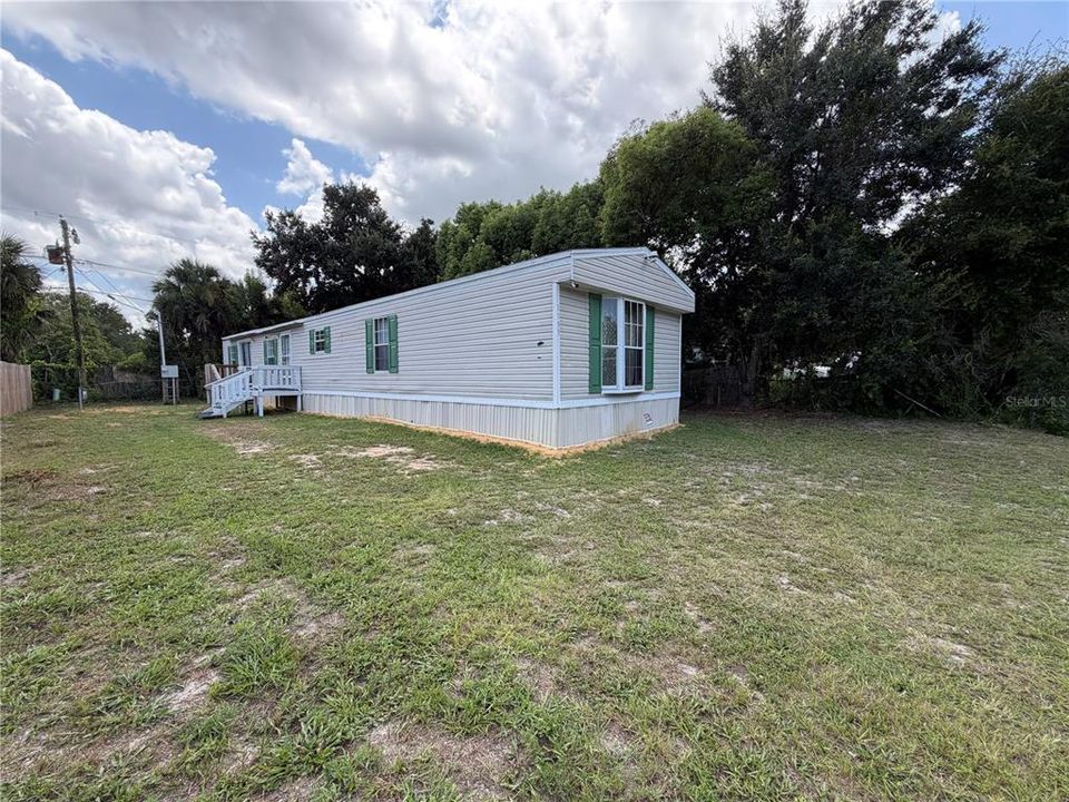 For Sale: $159,990 (3 beds, 1 baths, 1080 Square Feet)
