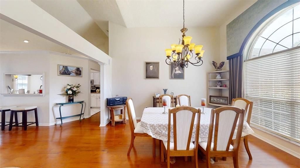 For Sale: $375,400 (3 beds, 2 baths, 1810 Square Feet)