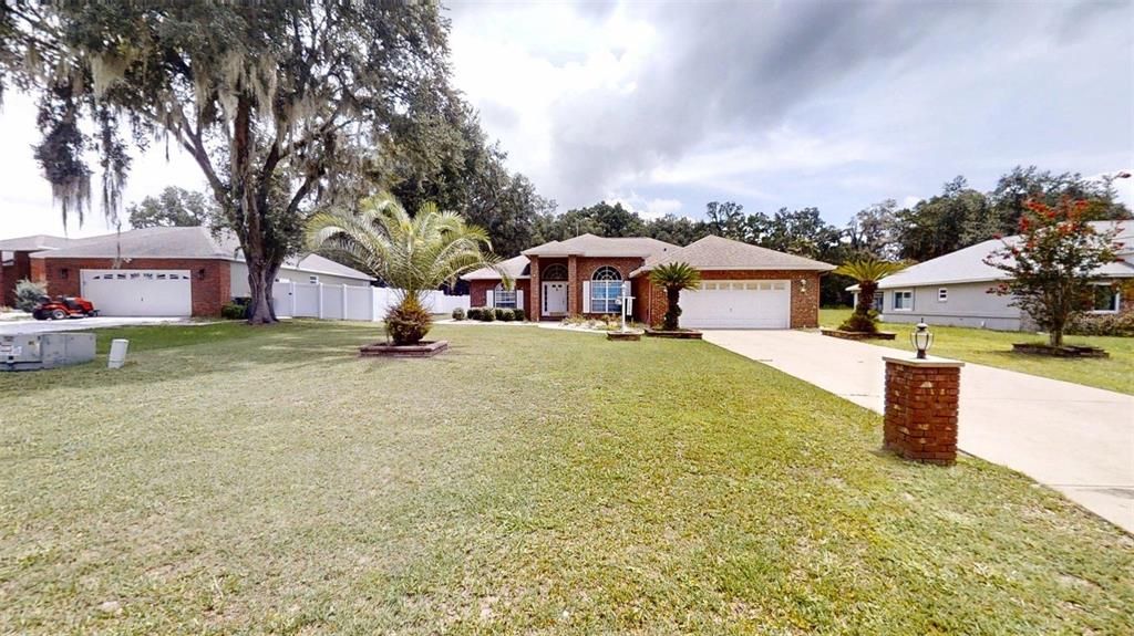 For Sale: $375,400 (3 beds, 2 baths, 1810 Square Feet)