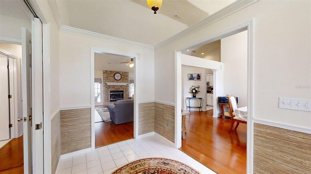 For Sale: $375,400 (3 beds, 2 baths, 1810 Square Feet)
