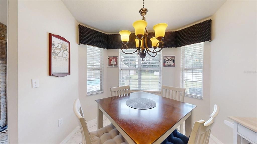 For Sale: $375,400 (3 beds, 2 baths, 1810 Square Feet)