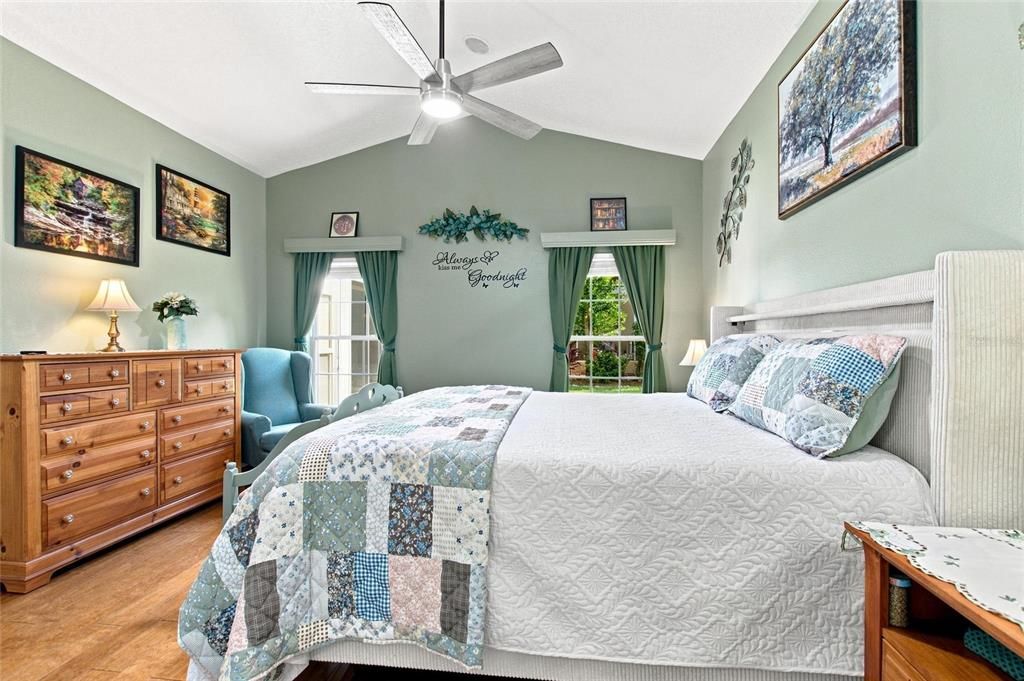 For Sale: $349,900 (3 beds, 2 baths, 2081 Square Feet)