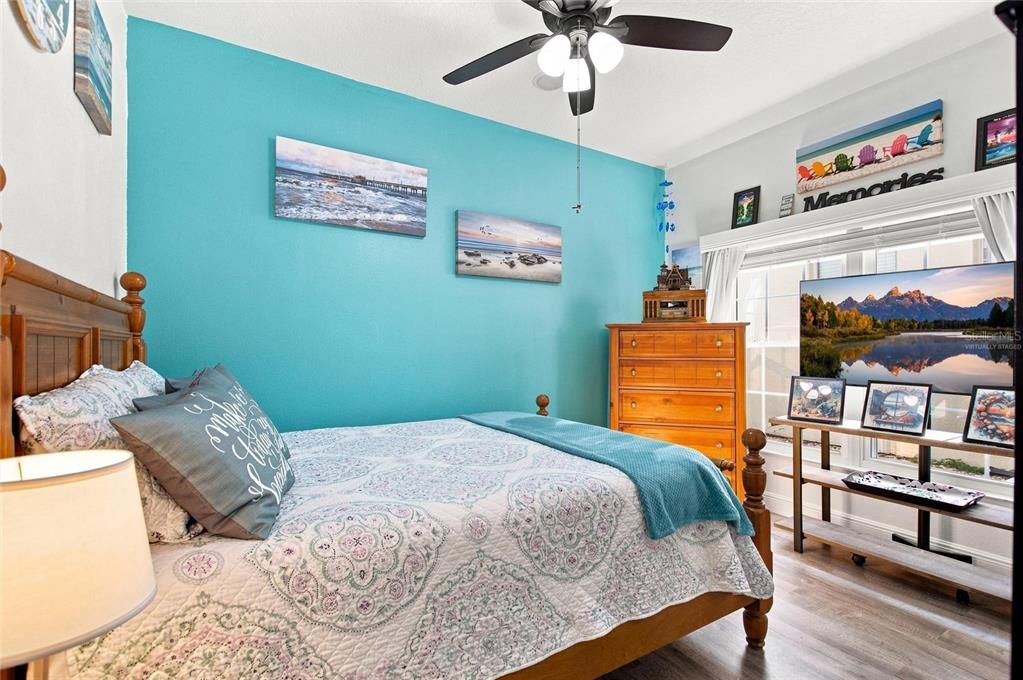 For Sale: $349,900 (3 beds, 2 baths, 2081 Square Feet)