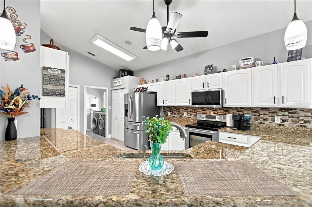 For Sale: $349,900 (3 beds, 2 baths, 2081 Square Feet)