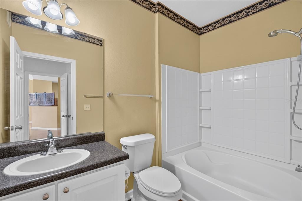 For Sale: $144,500 (1 beds, 1 baths, 794 Square Feet)