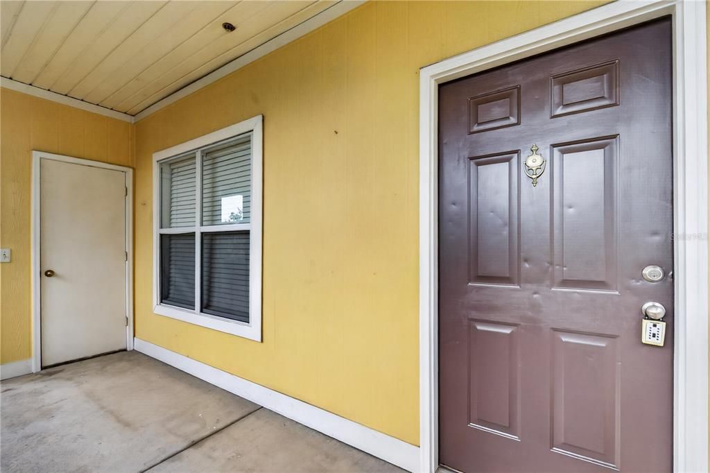 For Sale: $144,500 (1 beds, 1 baths, 794 Square Feet)