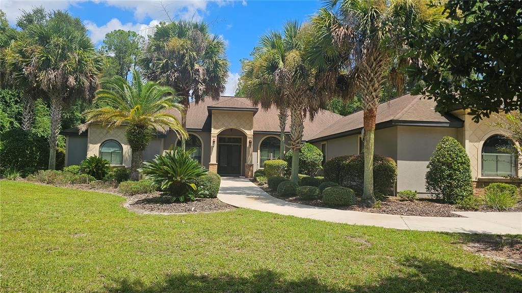 For Sale: $1,100,000 (4 beds, 4 baths, 3911 Square Feet)