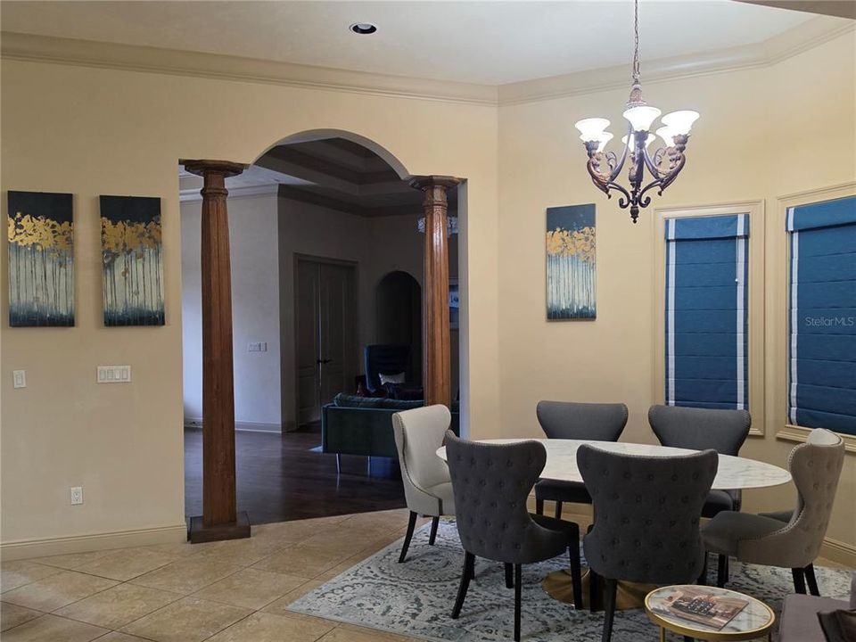 For Sale: $1,100,000 (4 beds, 4 baths, 3911 Square Feet)