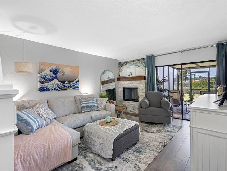 For Rent: $4,000 (3 beds, 2 baths, 1585 Square Feet)