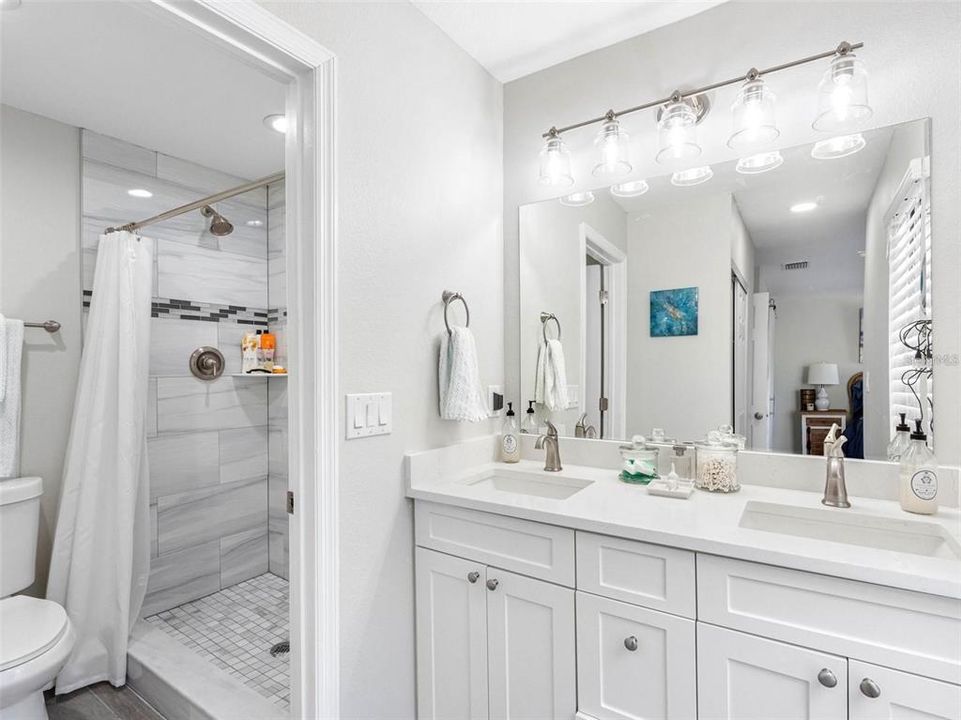 For Rent: $4,000 (3 beds, 2 baths, 1585 Square Feet)