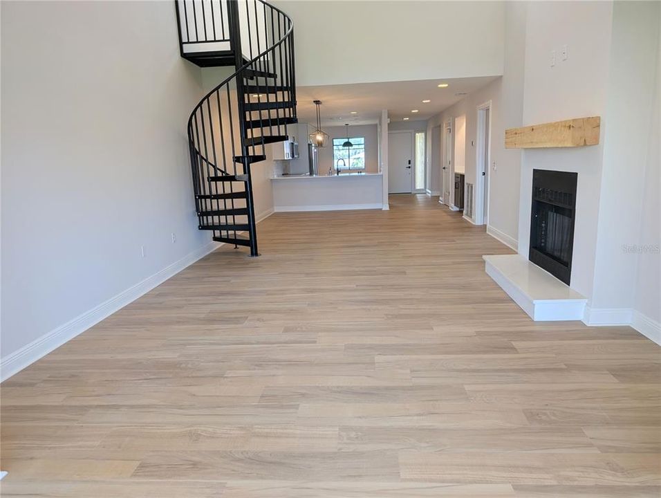 For Rent: $6,000 (3 beds, 2 baths, 1942 Square Feet)