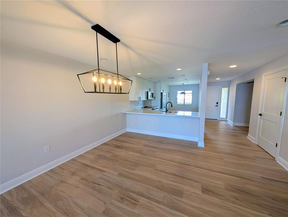 For Rent: $6,000 (3 beds, 2 baths, 1942 Square Feet)