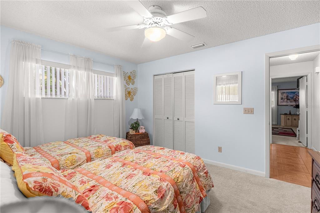 For Sale: $184,900 (2 beds, 2 baths, 1541 Square Feet)