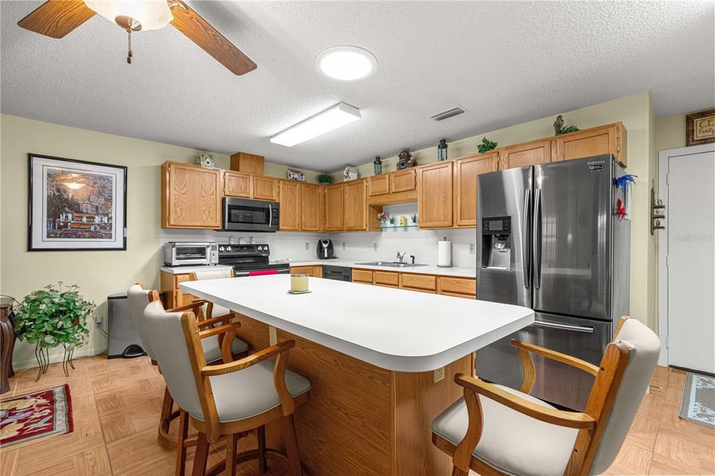 For Sale: $184,900 (2 beds, 2 baths, 1541 Square Feet)