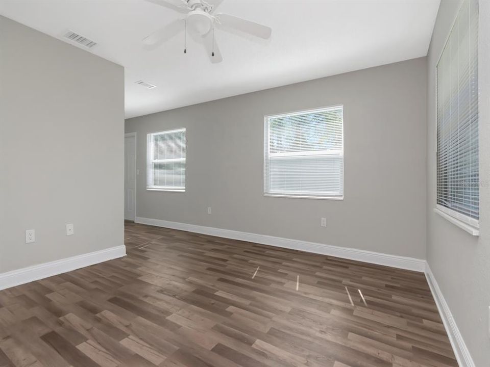 For Sale: $599,900 (6 beds, 0 baths, 2036 Square Feet)