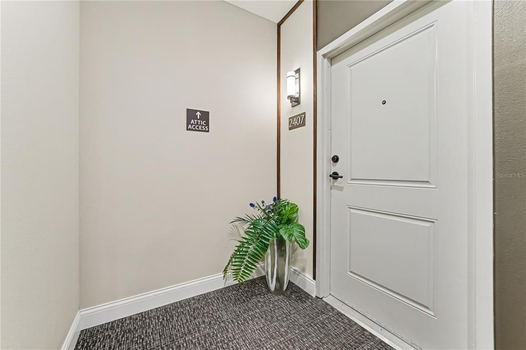 For Sale: $550,000 (3 beds, 2 baths, 1799 Square Feet)