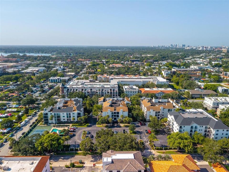 For Sale: $739,000 (2 beds, 2 baths, 1311 Square Feet)