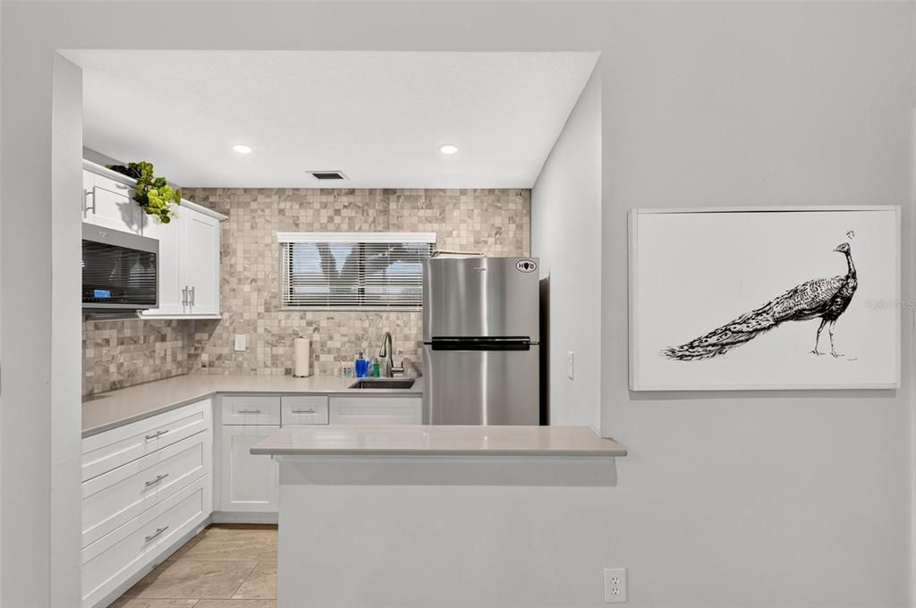 For Sale: $739,000 (2 beds, 2 baths, 1311 Square Feet)