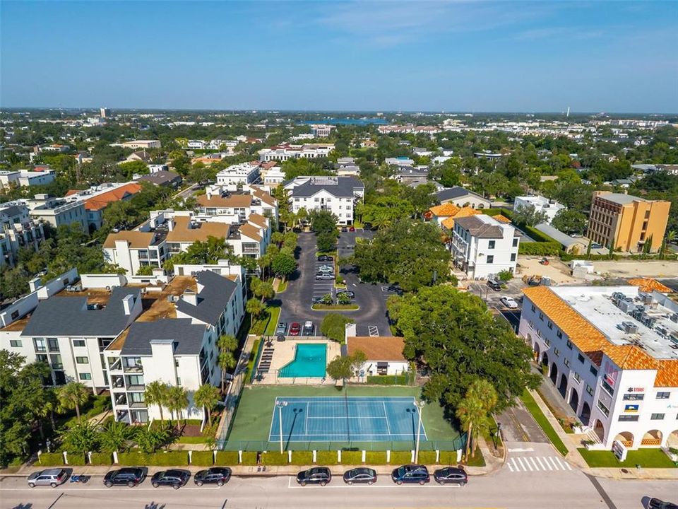 For Sale: $739,000 (2 beds, 2 baths, 1311 Square Feet)