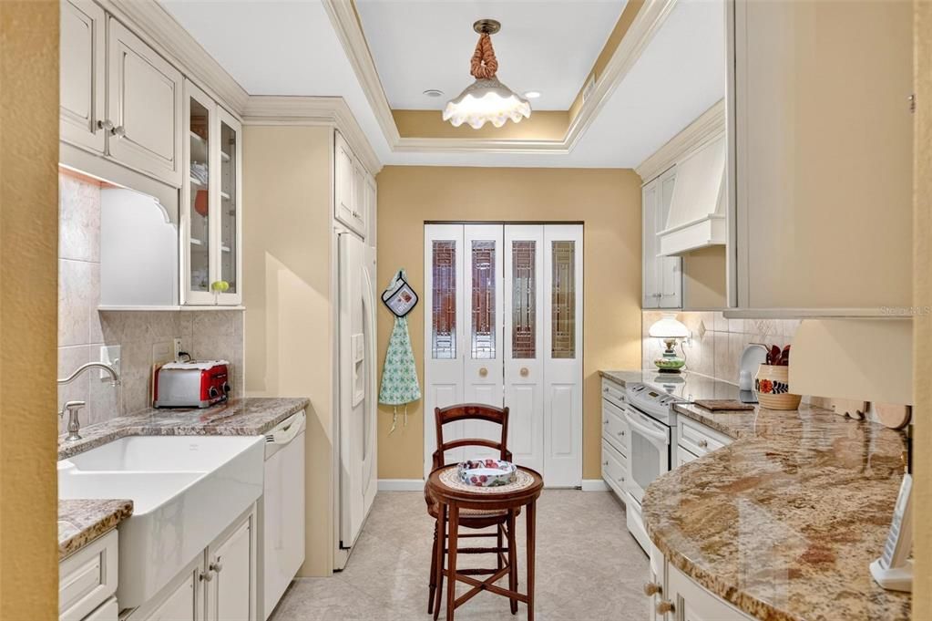 For Sale: $739,000 (2 beds, 2 baths, 1311 Square Feet)