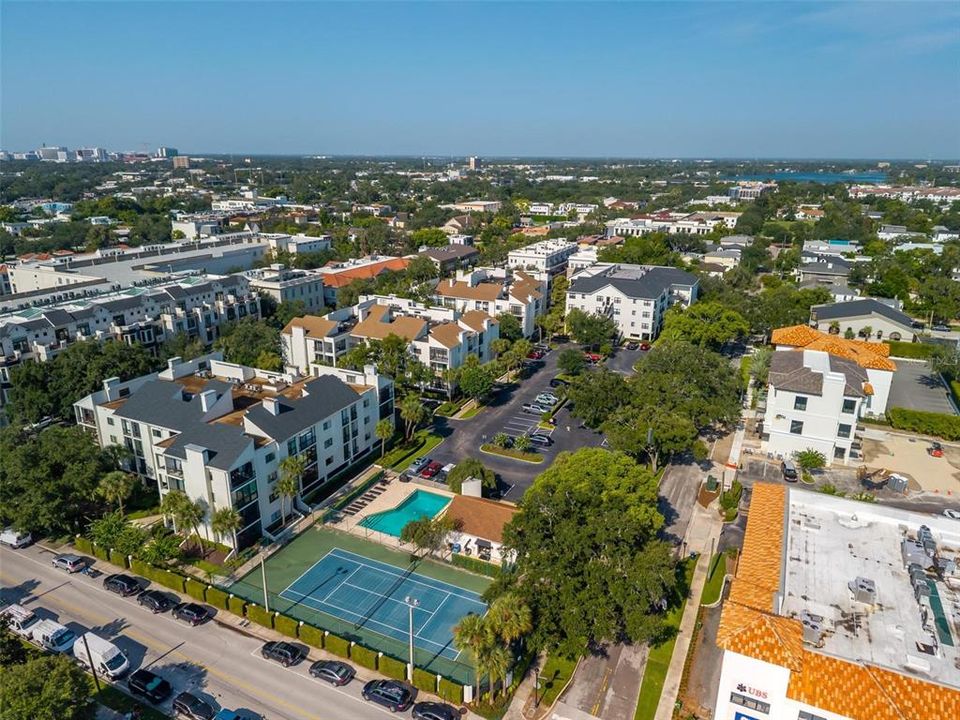 For Sale: $739,000 (2 beds, 2 baths, 1311 Square Feet)