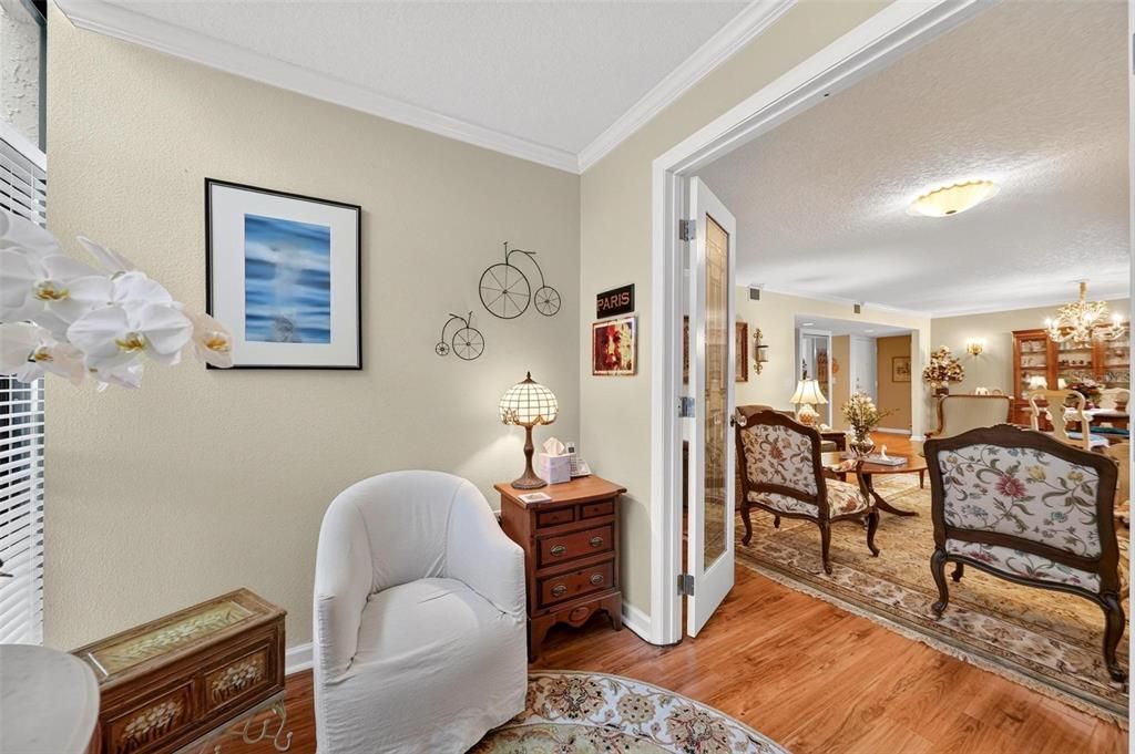 For Sale: $739,000 (2 beds, 2 baths, 1311 Square Feet)