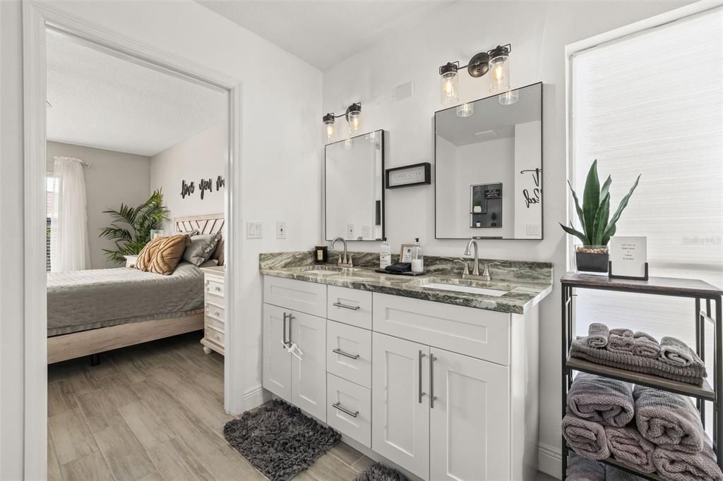 For Sale: $414,990 (4 beds, 2 baths, 2475 Square Feet)