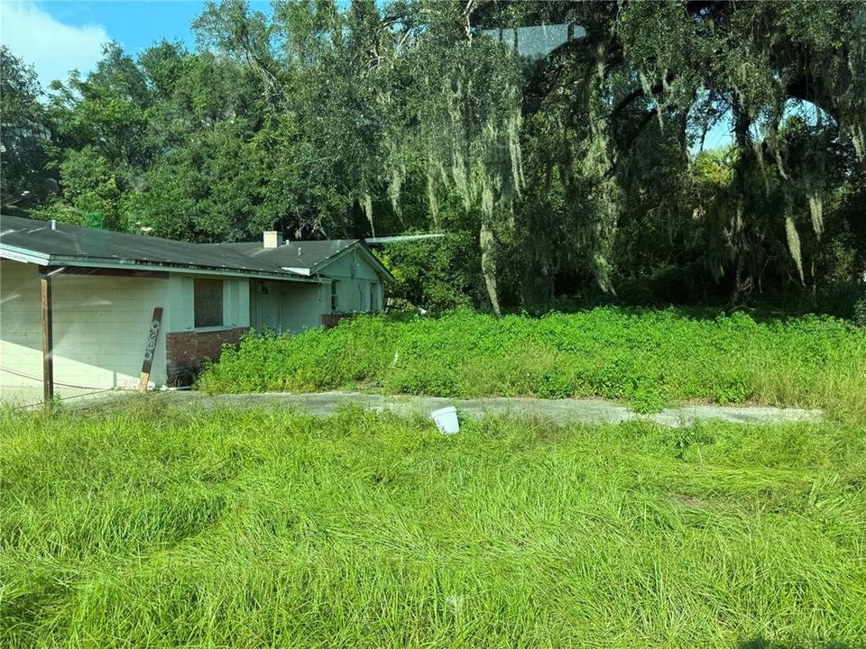 For Sale: $650,000 (1.18 acres)
