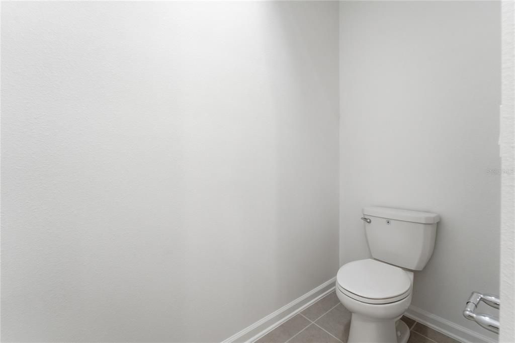 For Rent: $2,600 (4 beds, 2 baths, 2000 Square Feet)