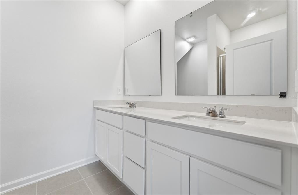 For Rent: $2,600 (4 beds, 2 baths, 2000 Square Feet)