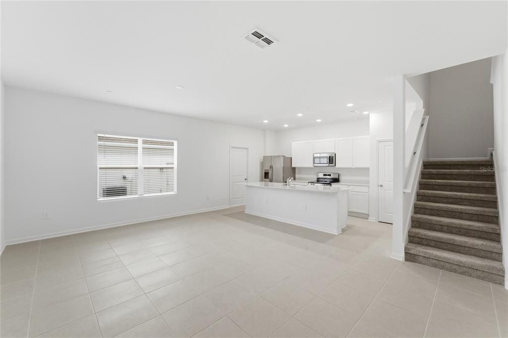 For Rent: $2,600 (4 beds, 2 baths, 2000 Square Feet)