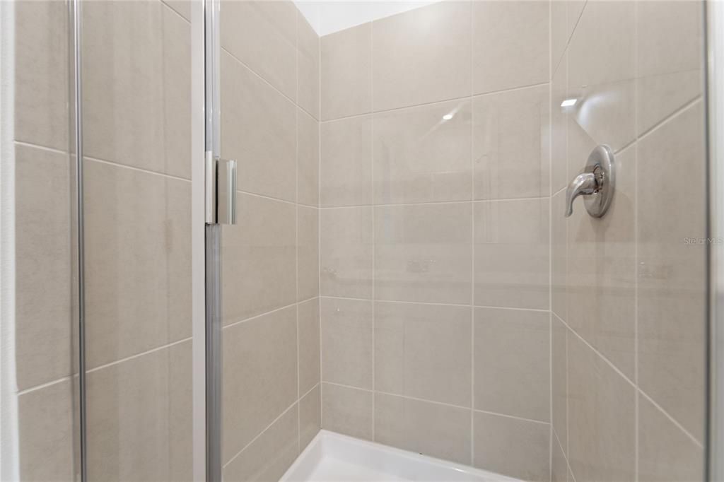 For Rent: $2,600 (4 beds, 2 baths, 2000 Square Feet)