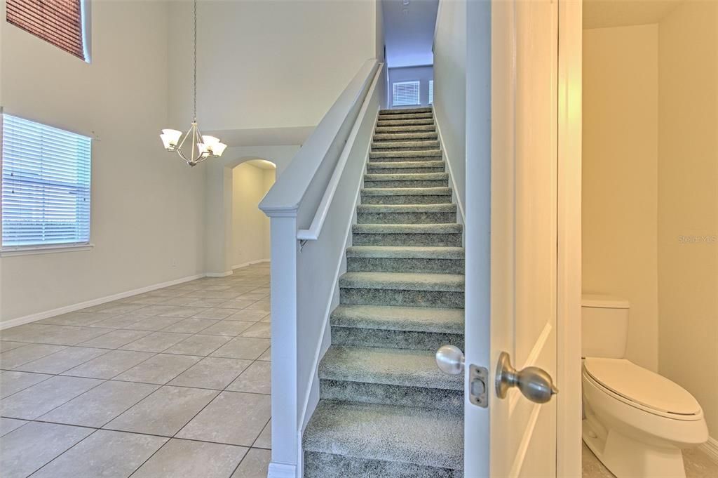 For Rent: $2,300 (3 beds, 2 baths, 1860 Square Feet)