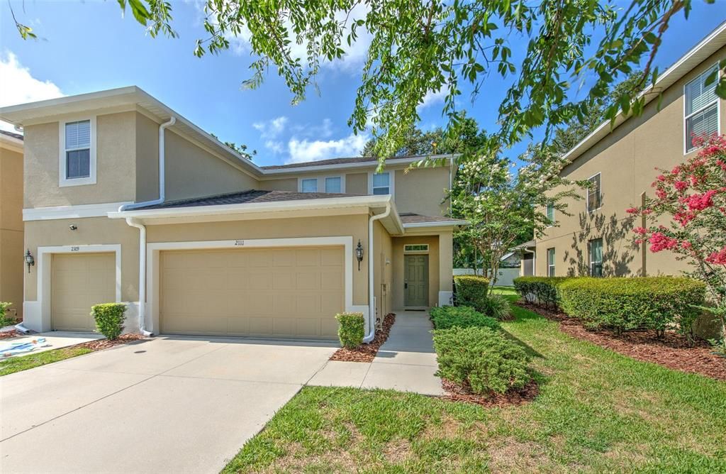 For Rent: $2,300 (3 beds, 2 baths, 1860 Square Feet)