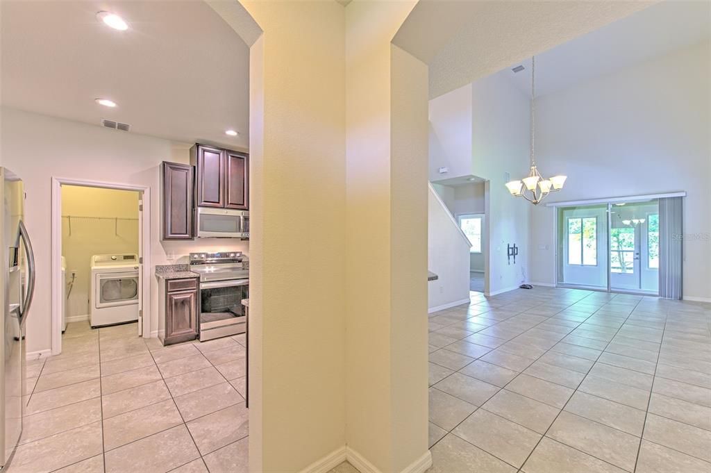 For Rent: $2,300 (3 beds, 2 baths, 1860 Square Feet)
