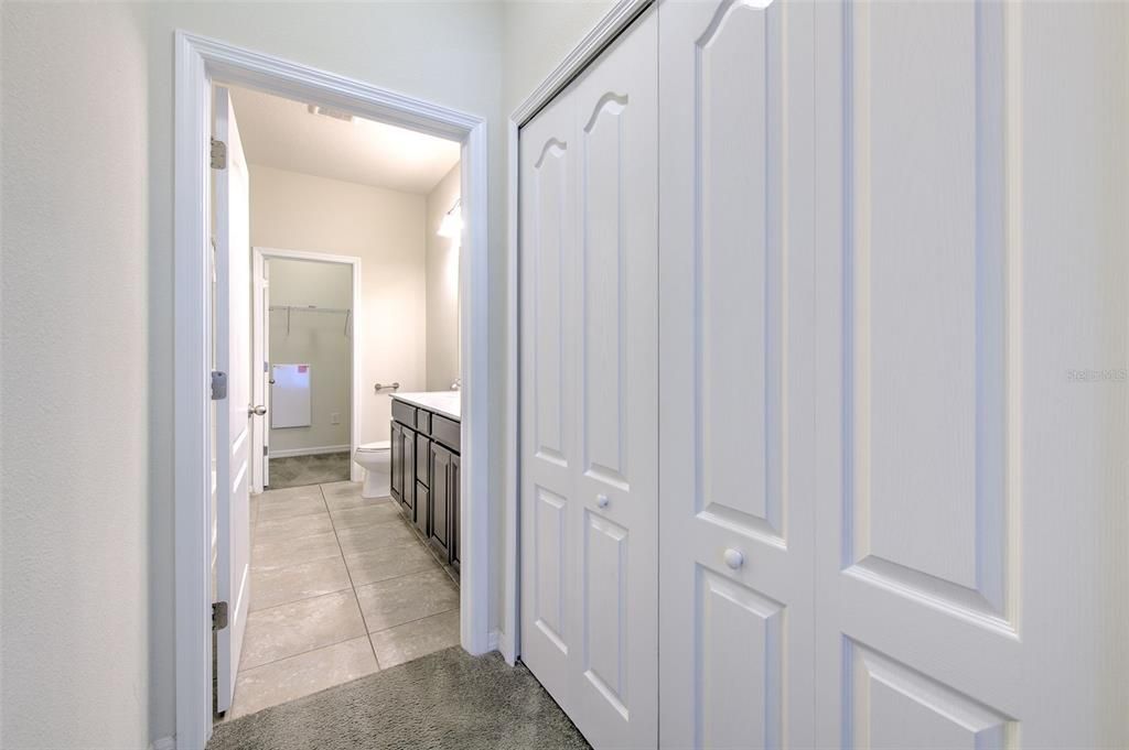 For Rent: $2,300 (3 beds, 2 baths, 1860 Square Feet)