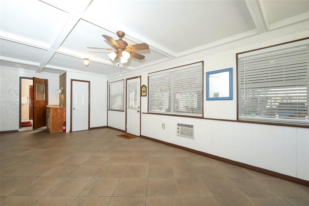 For Sale: $529,900 (4 beds, 2 baths, 2780 Square Feet)