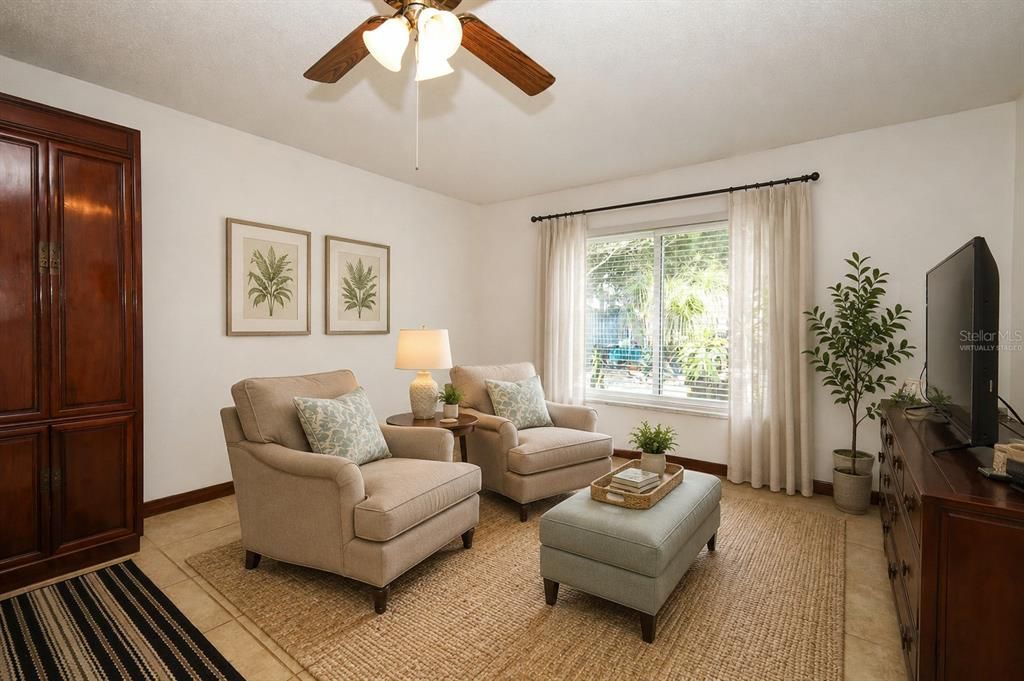 For Sale: $529,900 (4 beds, 2 baths, 2780 Square Feet)