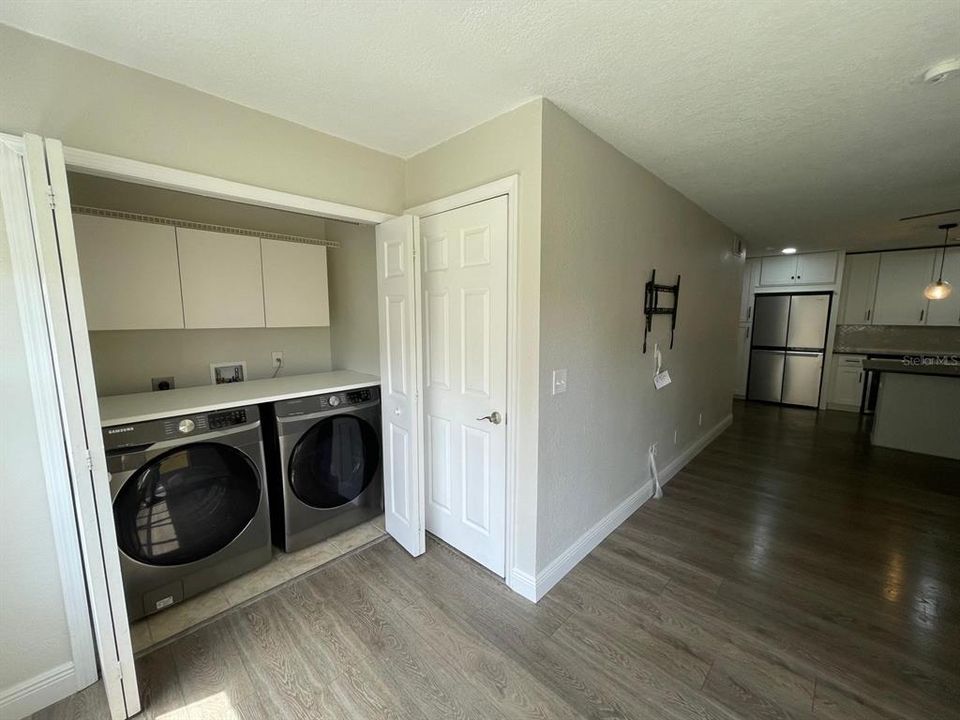 В аренду: $2,250 (3 спален, 2 ванн, 1237 Квадратных фут)