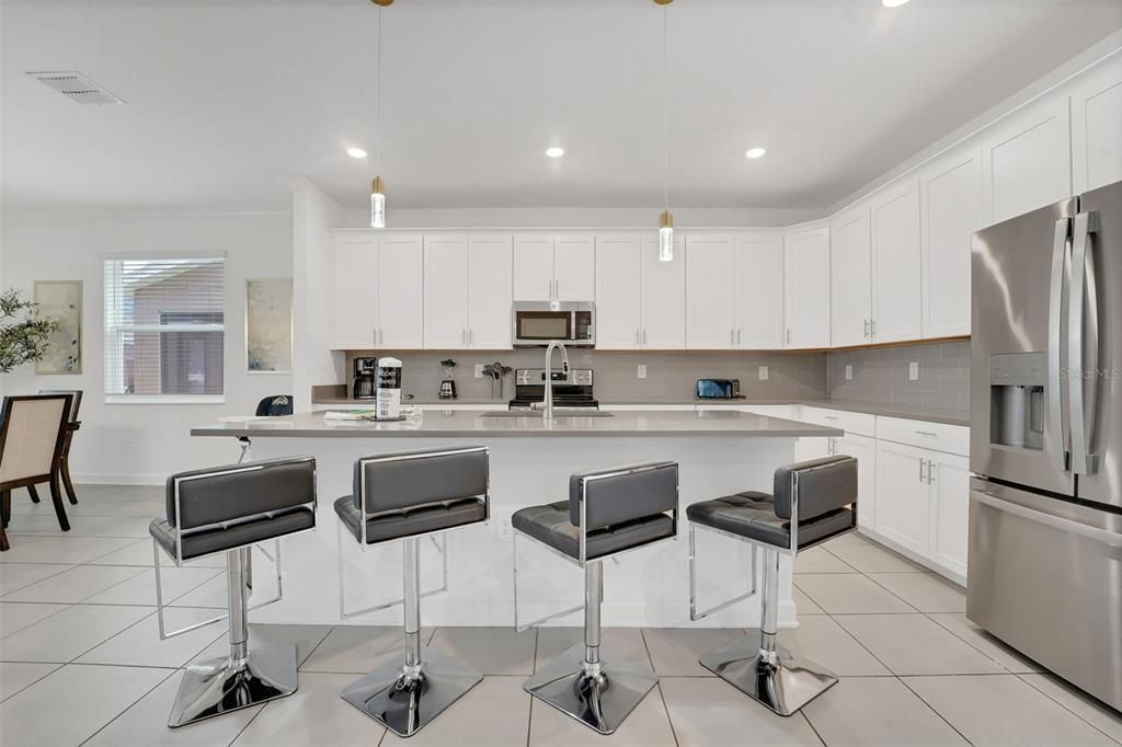 En Venta: $595,000 (6 camas, 5 baños, 3291 Pies cuadrados)