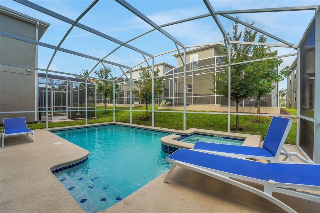 En Venta: $595,000 (6 camas, 5 baños, 3291 Pies cuadrados)
