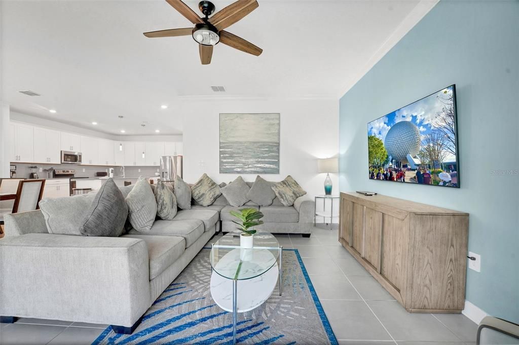 En Venta: $595,000 (6 camas, 5 baños, 3291 Pies cuadrados)