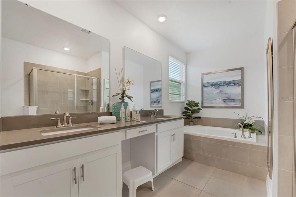 En Venta: $595,000 (6 camas, 5 baños, 3291 Pies cuadrados)