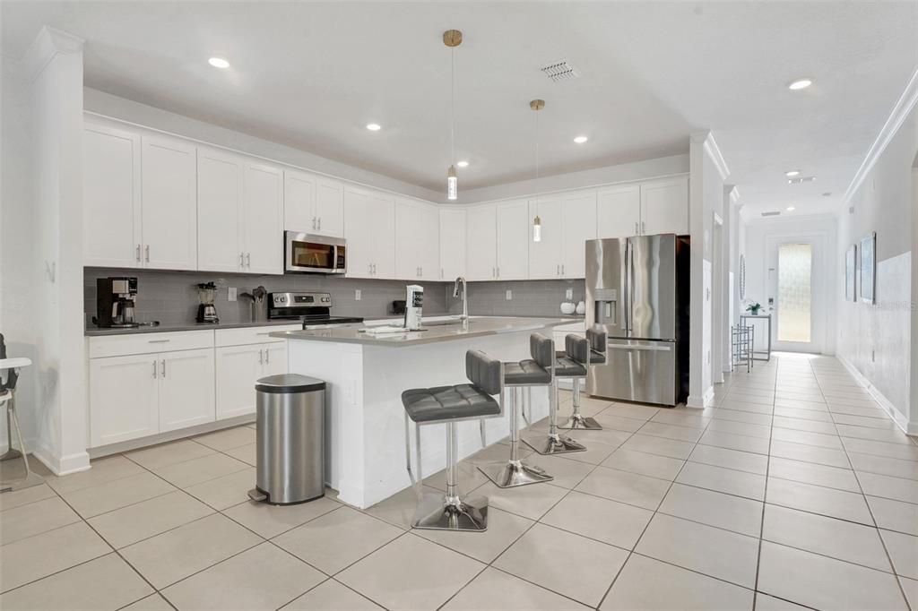 En Venta: $595,000 (6 camas, 5 baños, 3291 Pies cuadrados)
