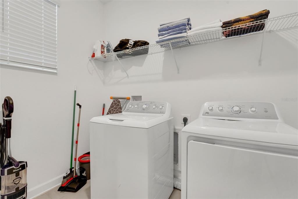 En Venta: $595,000 (6 camas, 5 baños, 3291 Pies cuadrados)