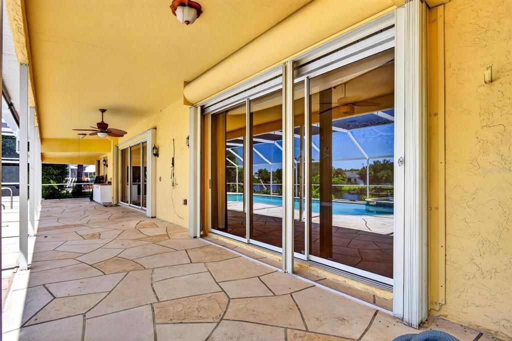 For Sale: $771,000 (3 beds, 2 baths, 2544 Square Feet)