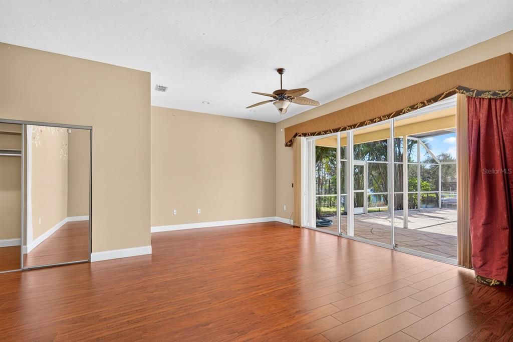 For Sale: $771,000 (3 beds, 2 baths, 2544 Square Feet)