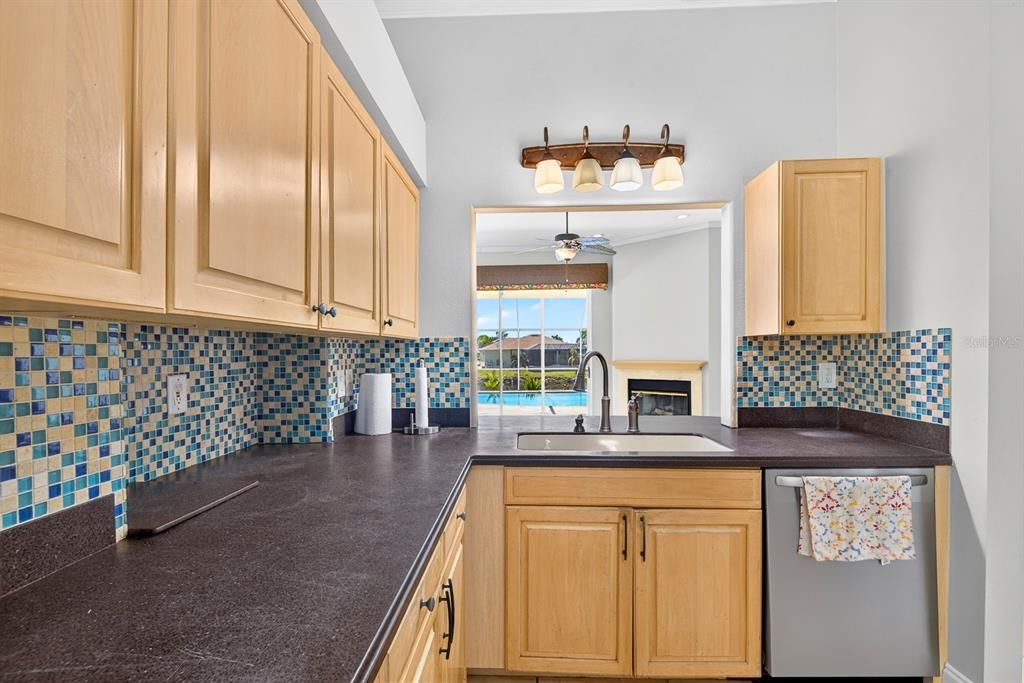 For Sale: $771,000 (3 beds, 2 baths, 2544 Square Feet)