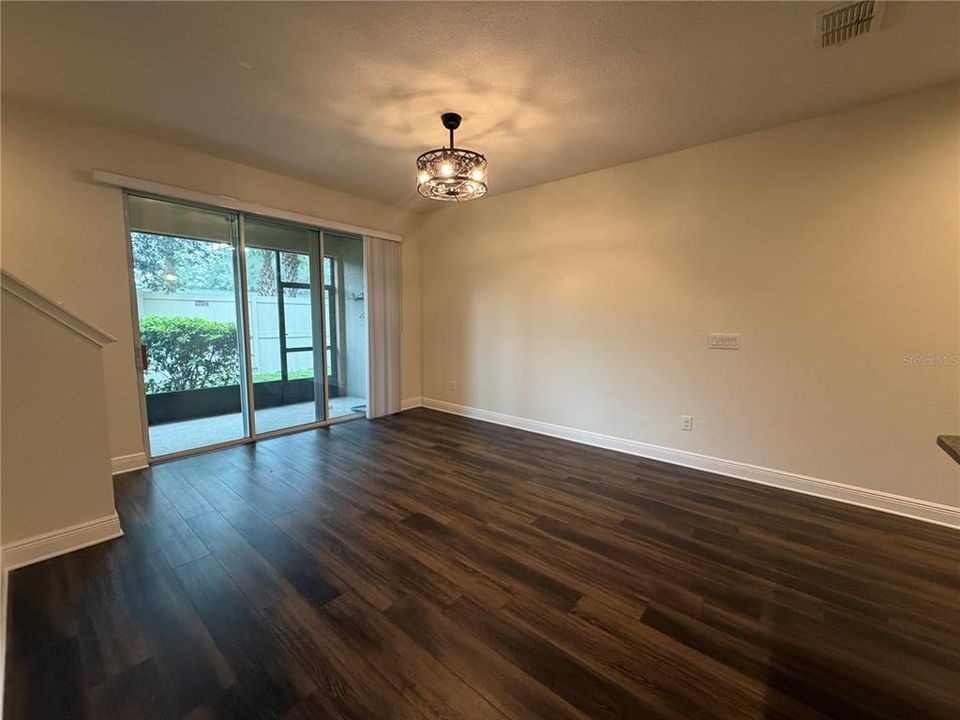 For Rent: $2,700 (3 beds, 2 baths, 1716 Square Feet)
